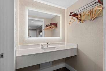 호텔 Super 8 By Wyndham Kissimmee Orlando