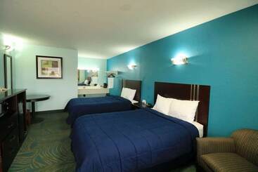 هتل Travelodge By Wyndham Parkersburg