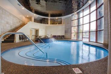 هتل Club Wyndham Inn On Long Wharf