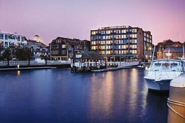 هتل Club Wyndham Inn On The Harbor