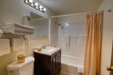 Kiva Motel