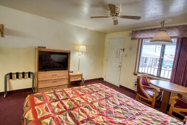 Kiva Motel