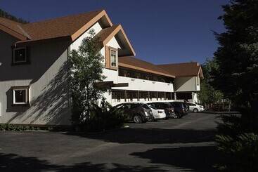 Hot Springs Inn