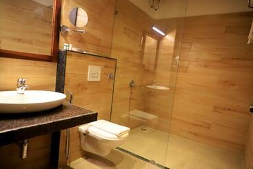 هتل Aroma Resort Pushkar