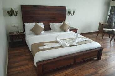هتل Aroma Resort Pushkar