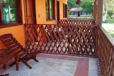 هتل Cabaña Kayon & Zarco