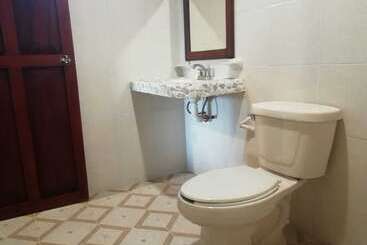 هتل Cabaña Kayon & Zarco