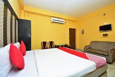 هتل Kahini By Oyo Rooms