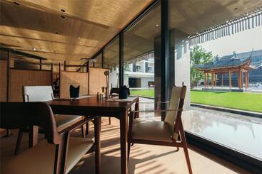 Naera Hotel Xitang