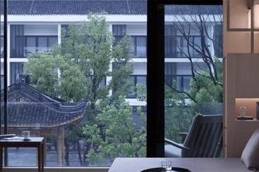Naera Hotel Xitang