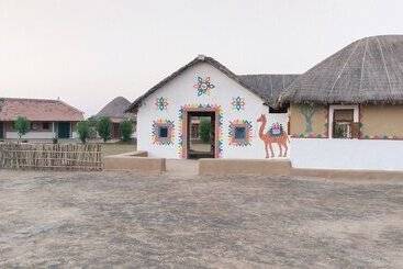 هتل Rann Visamo Village Resort