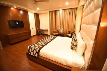 هتل Sk Grand