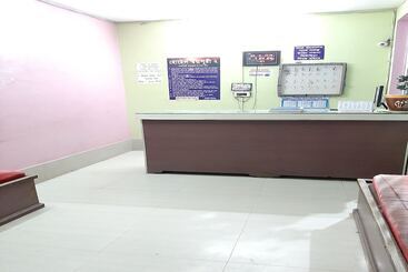 Spot On 44992 Hotel Swapnapuri