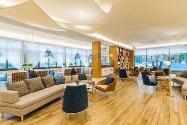 Atour Hotel City Hall Linyi