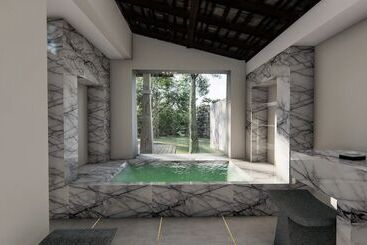 هتل 7 Chakras Resort