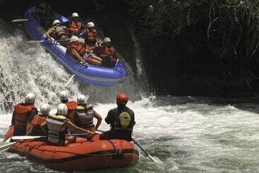 هتل Campamento Rio Lacanja