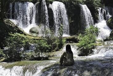 هتل Campamento Rio Lacanja