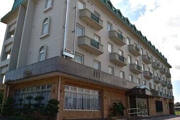 هتل Castle Inn Suzukachuo