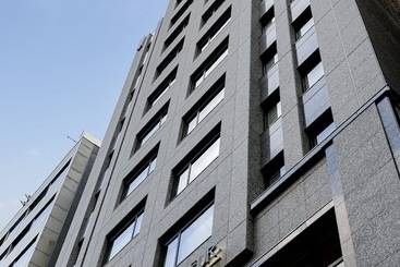 هتل Dans Le Coeur Osaka Umeda