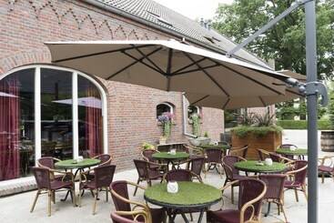 هتل Herberg De Lindehoeve