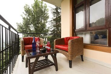 هتل Grand Nest