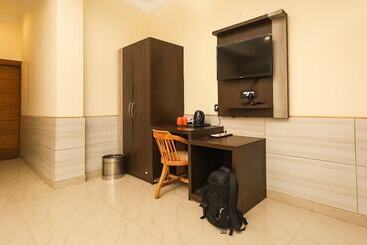 هتل Grand Nest