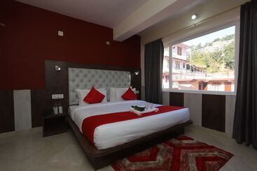 هتل Grand Nest