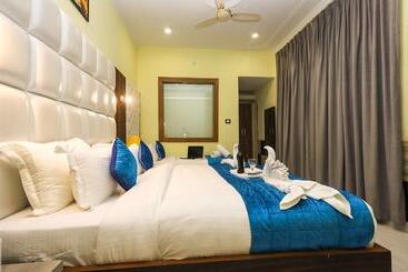 هتل Grand Nest