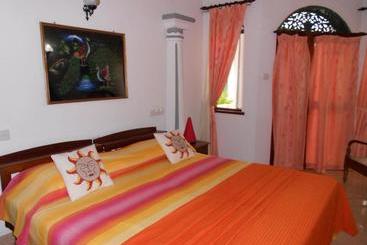 Village Inn Resort