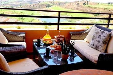 Spacious Apartment In La Cala De Mijas With Sea View - La Cala de Mijas