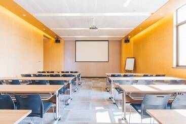 Atour Hotel Stone Island Weihai