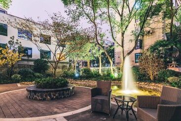 Atour Hotel Wenhua West Road Turpan