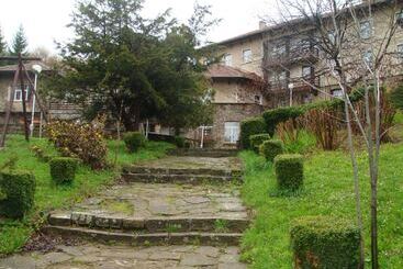 Balneo Hotel Lyulyatsi