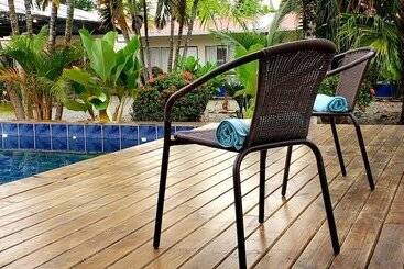 تختخواب و صبحانه Saltish Hotel & Villas