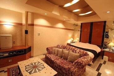 هتل Lala Pat1   Adults Only