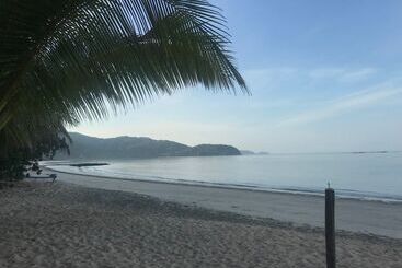 هتل O Little Tent De Koh Chang