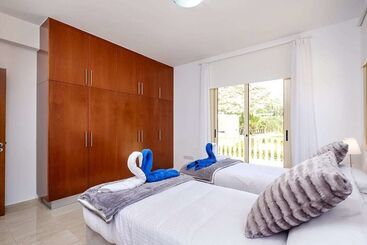 آپارتمانهای توریستها Villa Royale