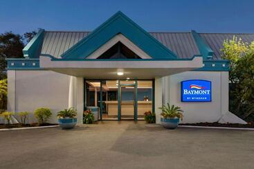 هتل Baymont By Wyndham Daytona Beach   Intl Speedway