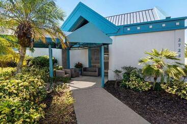 هتل Baymont By Wyndham Daytona Beach   Intl Speedway