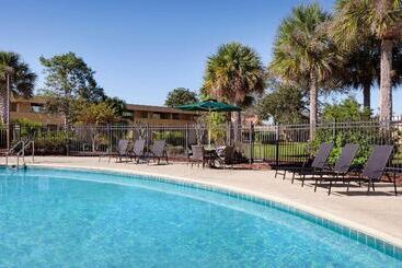 هتل Baymont By Wyndham Daytona Beach   Intl Speedway