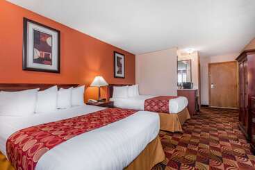 هتل Baymont By Wyndham Plainfield/ Indianapolis Arpt Area