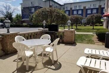 هتل Baymont By Wyndham Plainfield/ Indianapolis Arpt Area