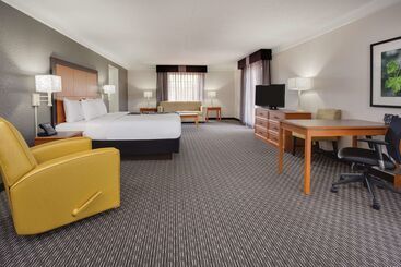 هتل Days Inn By Wyndham Gainesville Florida