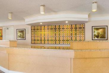 هتل La Quinta Inn By Wyndham Denver Cherry Creek