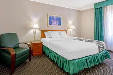 هتل La Quinta Inn By Wyndham Las Cruces Mesilla Valley