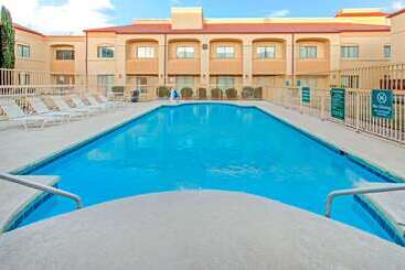 هتل La Quinta Inn By Wyndham Las Cruces Mesilla Valley