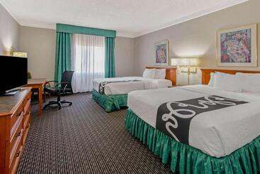 هتل La Quinta Inn By Wyndham Las Cruces Mesilla Valley