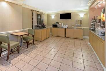 هتل Econo Lodge