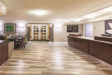 هتل La Quinta Inn By Wyndham Odessa