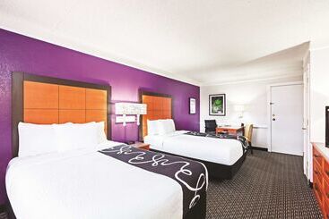 هتل La Quinta Inn By Wyndham Odessa